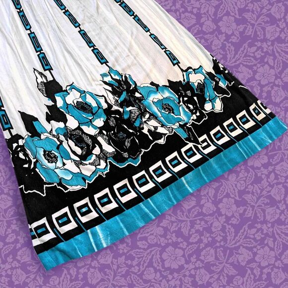 2000s Venus White and Blue Beachy Halter Dress with Wooden Bead Detail | Size M - Picture 4 of 7